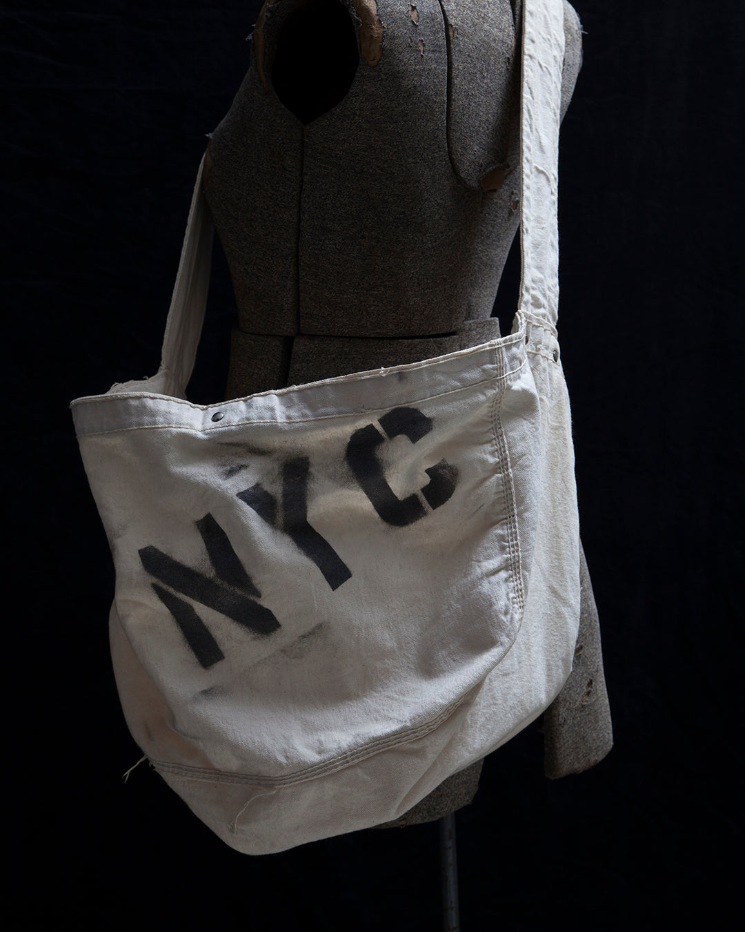1939 NEWSPAPER BAG
