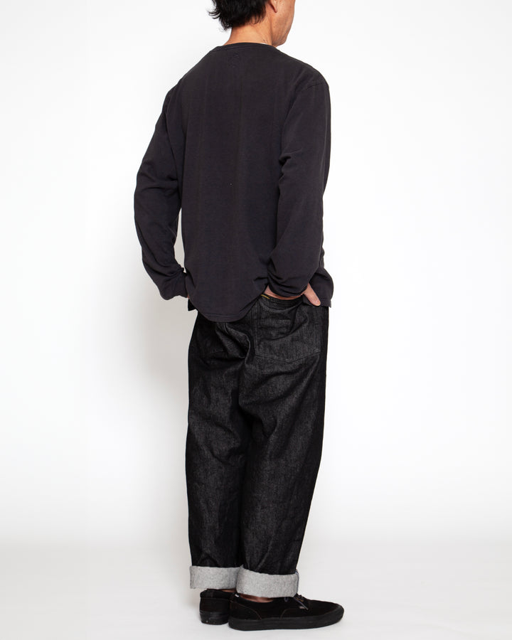 CP005 - W05 5POCKET / Black Denim