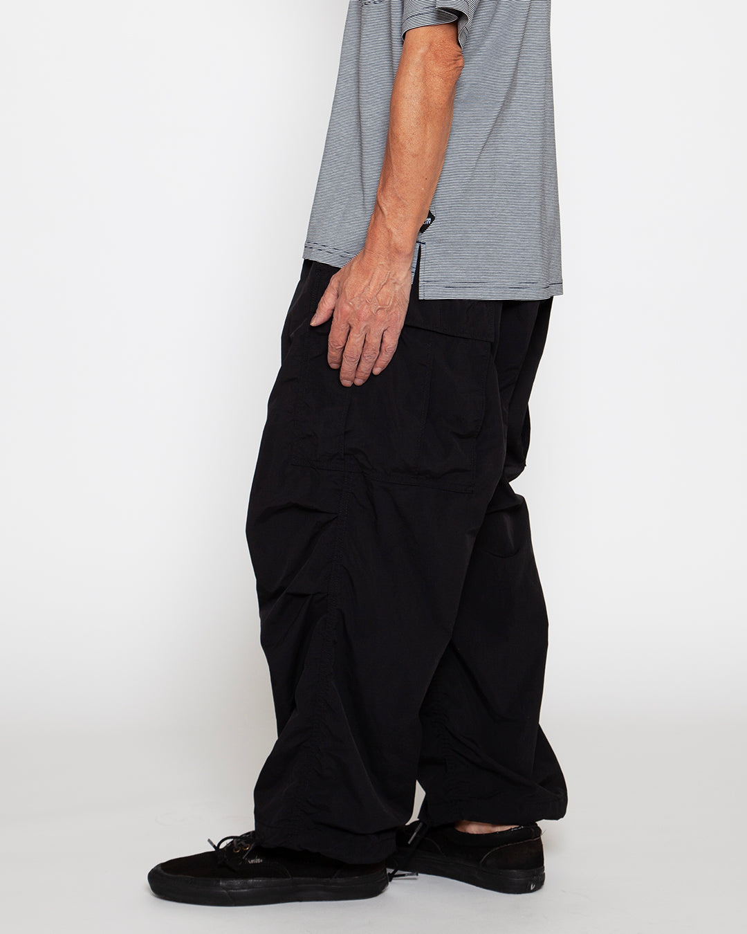FP023 - M-51 OVER SLACKS / Black