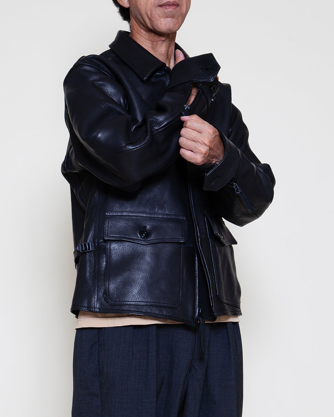 WG001 - Willis & Geiger "G-8" / Black Goat Leather