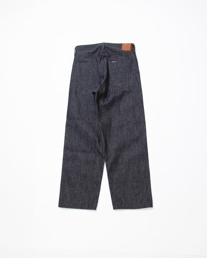 CP005 - W05 5POCKET / Black Denim