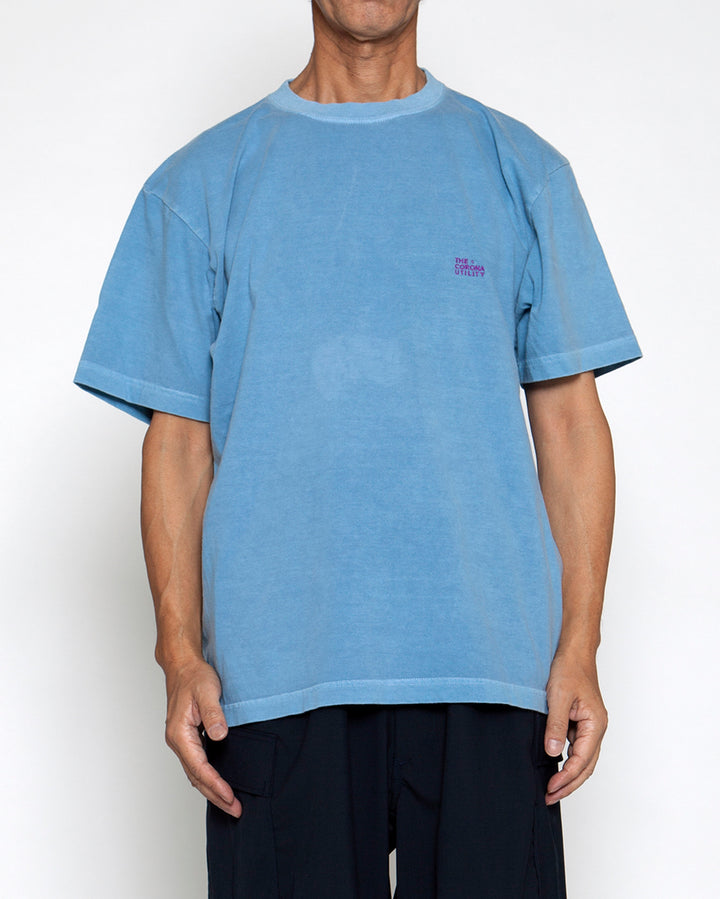 CT021・"THE CORONA UTILITY" LOGO EMBROIDERY TEE / Light Denim