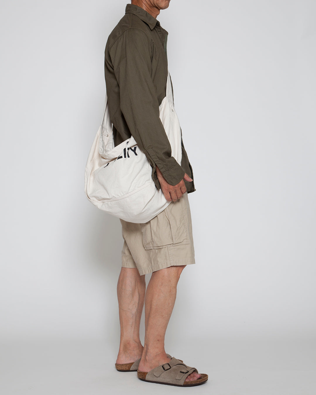 CB004 - NEWS PAPER BAG / Kinari