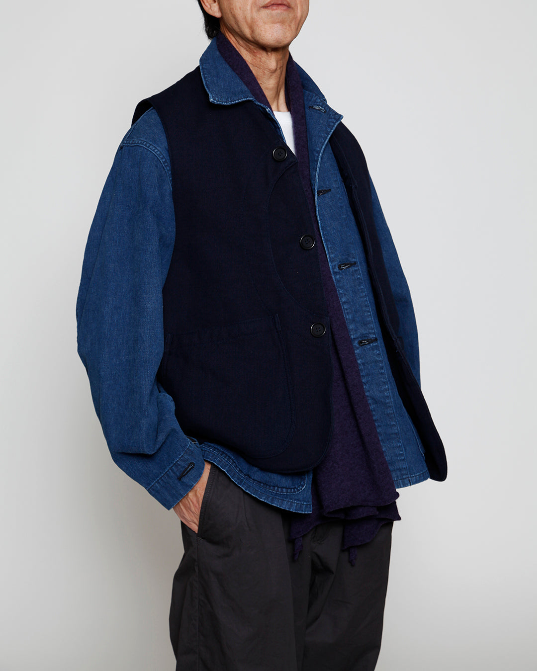 CV002 - GAME VEST / Navy