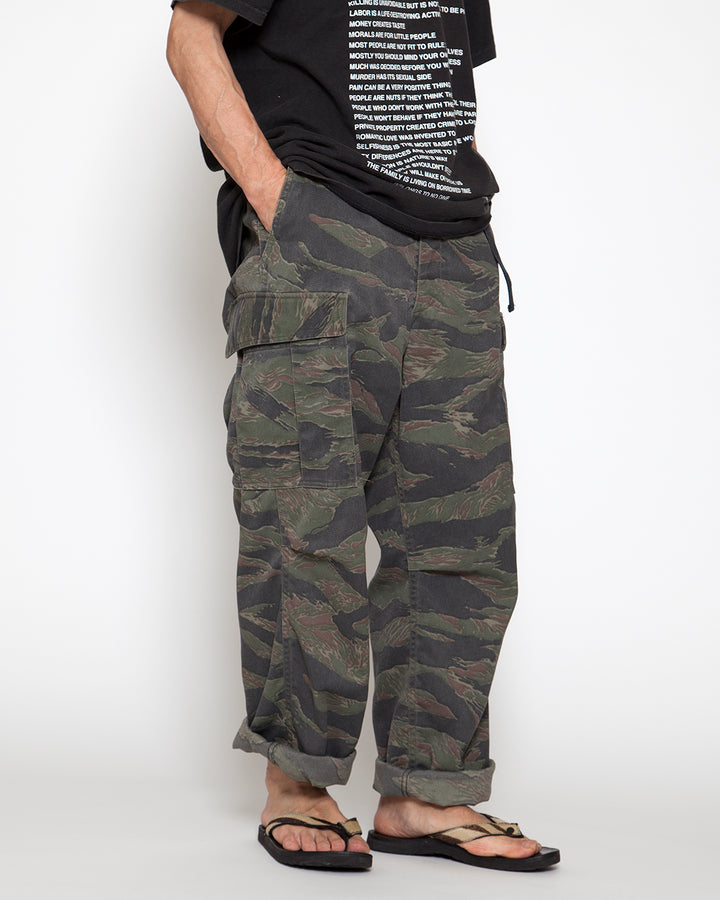 FP006E・JUNGLE EASY SLACKS / Tiger Stripe