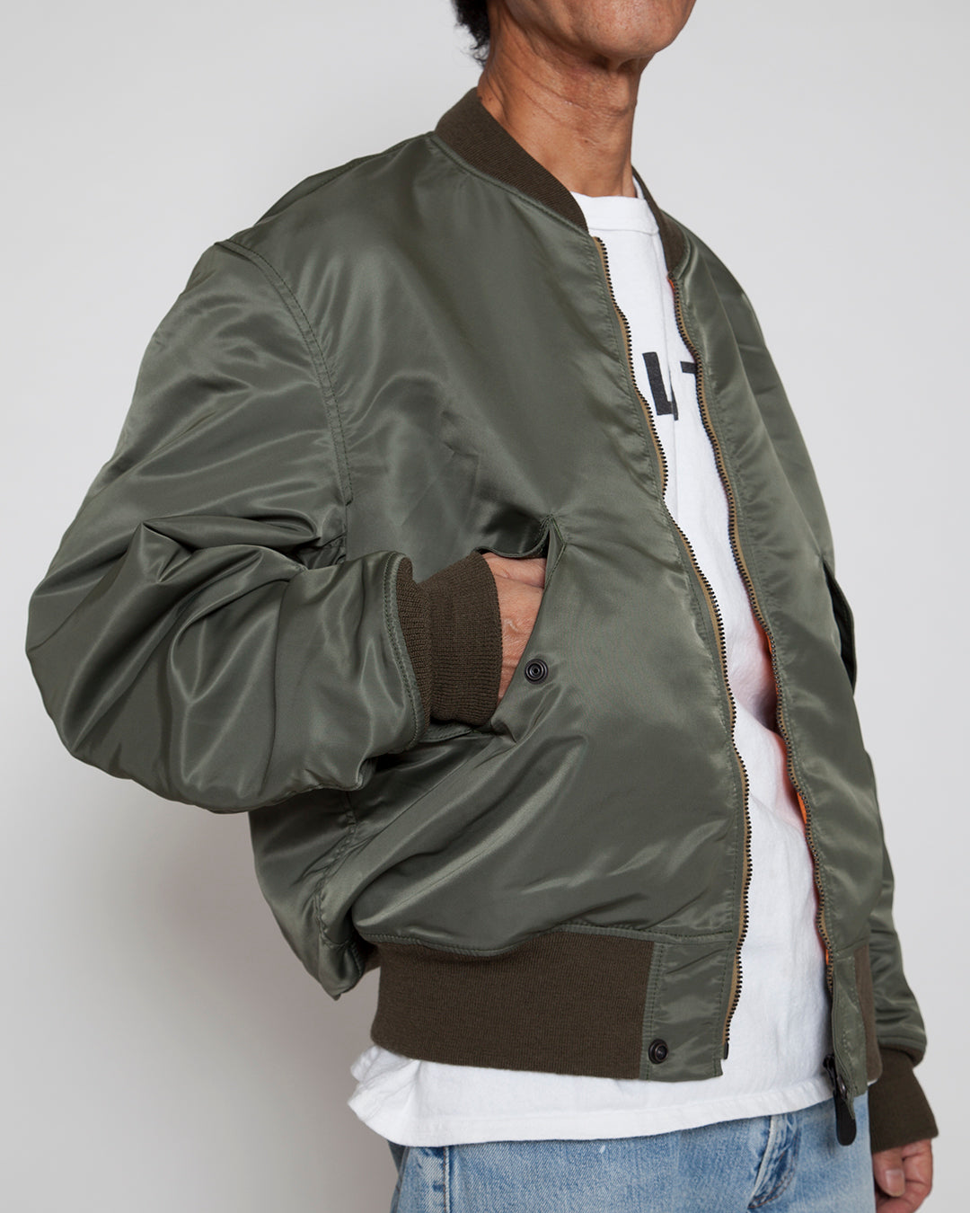 CJ042・L-2A / Sage Green – THE CORONA UTILITY