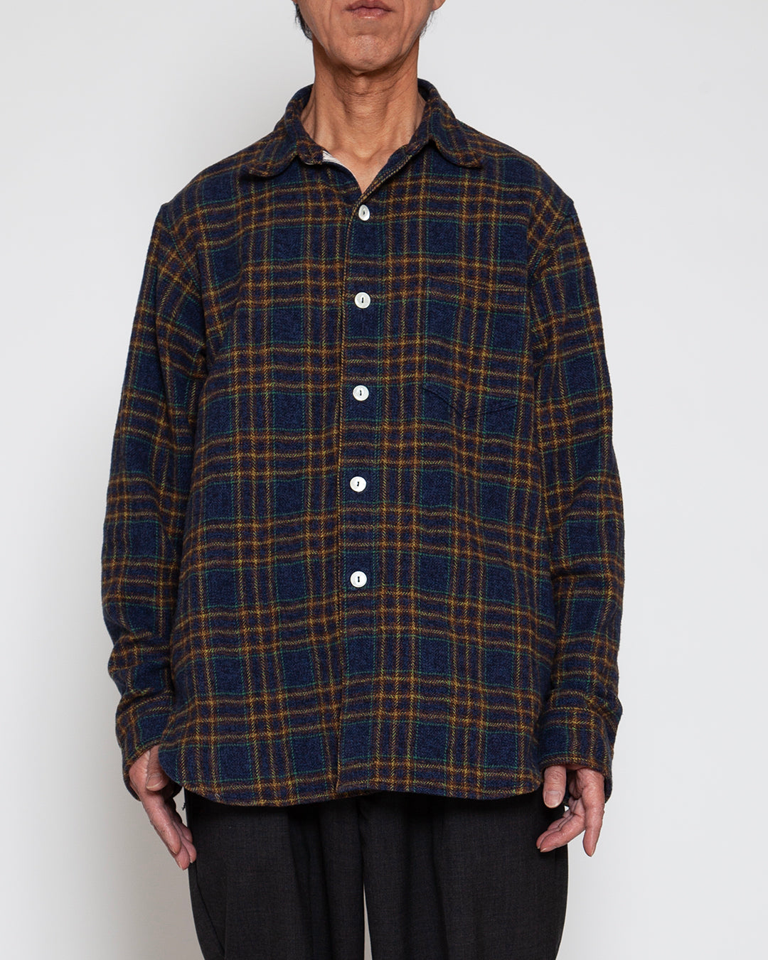 CS001 - NAVY 1POCKET SHIRT / Navy × Green