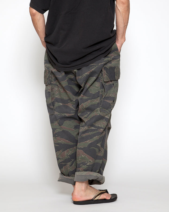 FP006E・JUNGLE EASY SLACKS / Tiger Stripe