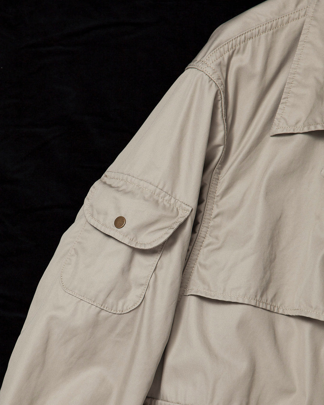 THE CORONA UTILITY - CJ050・STREAM JACKET / Sand Beige